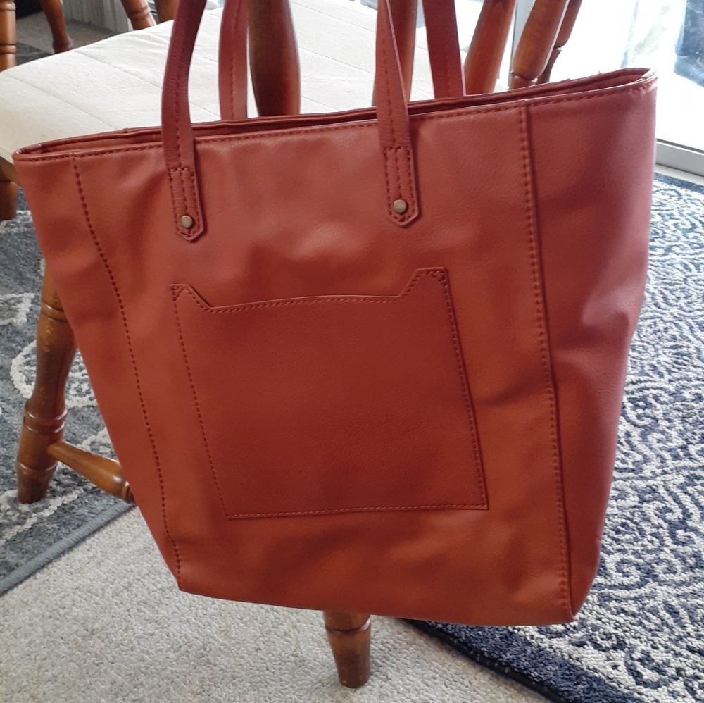 Universal Thread Hayden tote